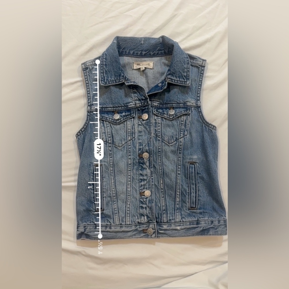 Madewell Denim Vest with Distressed Finish - Picture 5 of 8